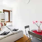 Stylish Homes Downtown Buda * 부다페스트