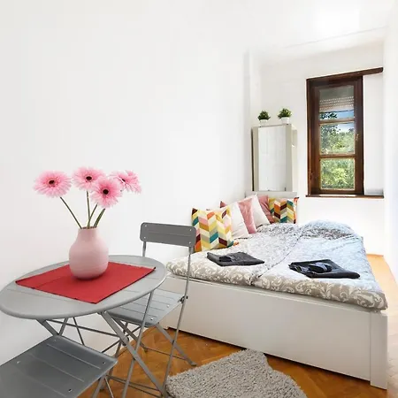 호텔 Stylish Homes Downtown Buda
