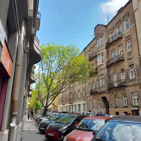 호텔 Stylish Homes Downtown Buda *