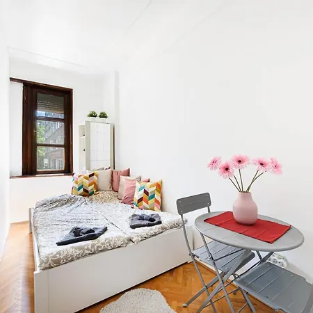 Stylish Homes Downtown Buda * Budapešť