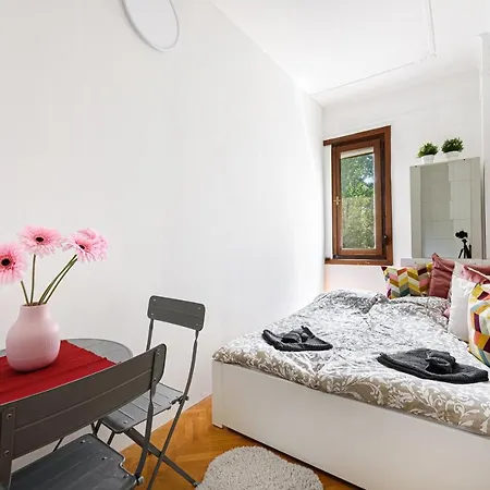 Stylish Homes Downtown Buda בודפשט